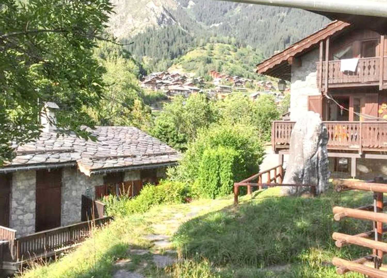 Chalet Chaleureux A Champagny-En-Vanoise Avec Jacuzzi La Plagne