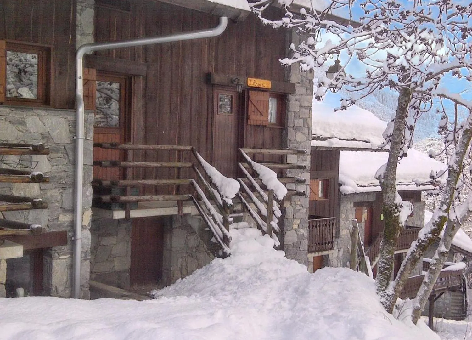 Chalet Chaleureux A Champagny-En-Vanoise Avec Jacuzzi La Plagne France